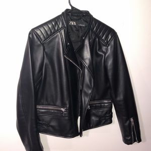 💣 Zara Faux Leather Jacket With Zippers